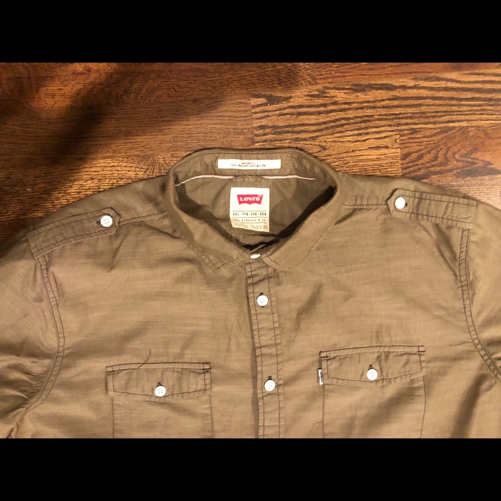 LEVIS modern fit MENS BUTTON UP SHIRT 2XL
